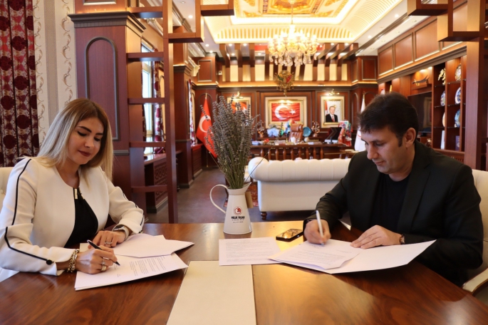 Çat Belediyesi ve Erzurum Kadın Kooperatifi işbirliğinde lavanta üretimi protokolü