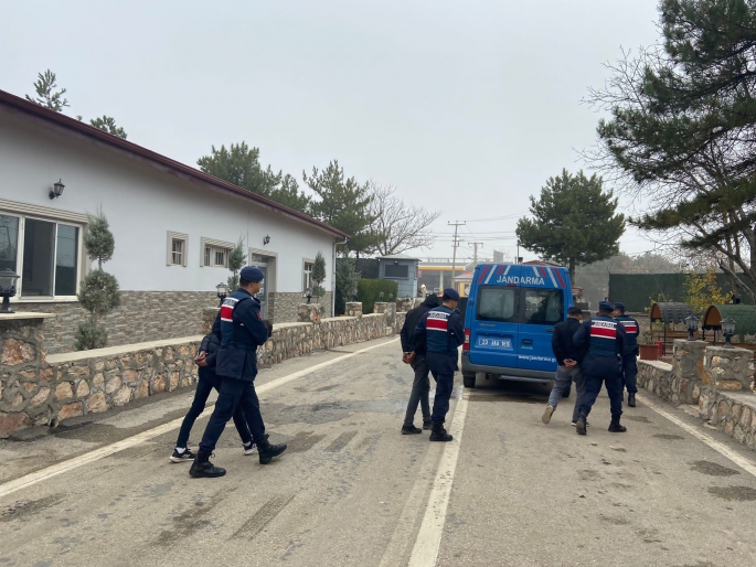 Elazığ’da 3 hırsızlık şüphelisi tutuklandı