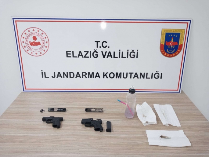 Elazığ’da ruhsatsız silah ele geçirildi