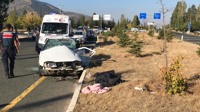 Elazığ’da trafik kazası: 1 ölü 4 yaralı