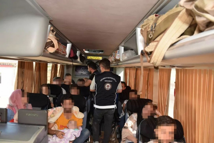 Erzincan’da 3 kaçak göçmen yakalandı