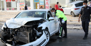 Erzincan’da trafik kazası: 2 yaralı