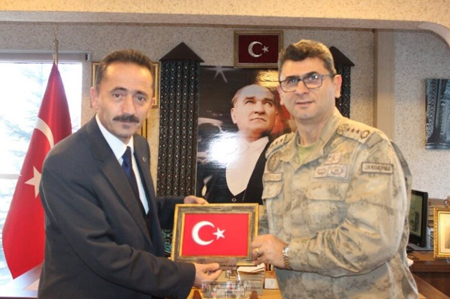 Erzurum İl Jandarma Komutanı Gemalmaz, Kültür ve Turizm İl Müdürü Almaz’ı ziyaret etti