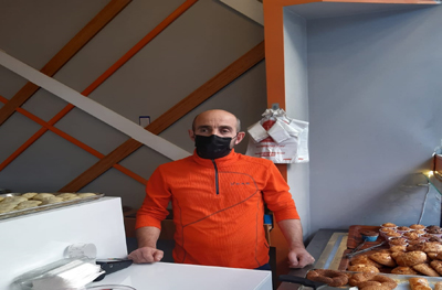 Esnaf bekleyiş içinde