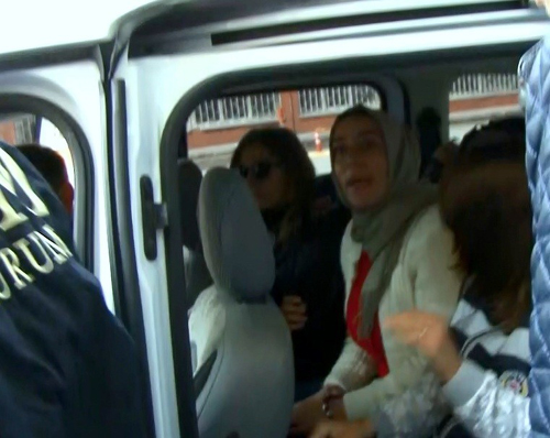 HDP’li belediye başkanı kardeşinin kimliği ile kaçarken yakalandı