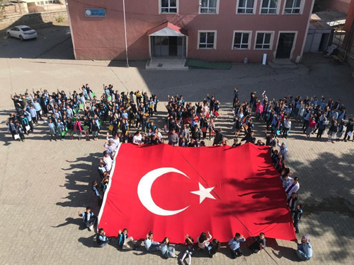 Horasan’lı öğrencilerden ‘Barış Pınarı Harekatı’na anlamlı destek