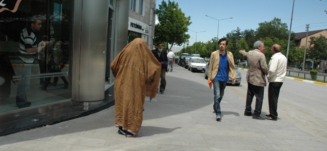 İFTAR SONRASI DİLENCİ İSTİLASI
