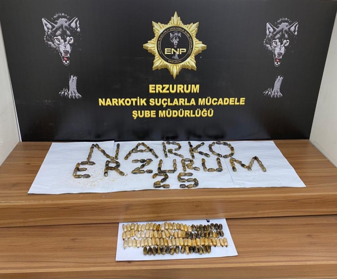 İran’dan gelen 5 kişinin midesinde 6 kilo 145 gram afyon sakızı ele geçirildi