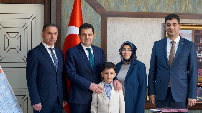 Kaygusuz, makamını Abid Çokgez’e devretti