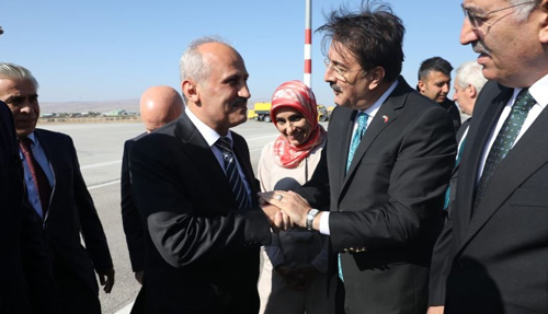 Milletvekili Aydemir: “Erzurum ulaşımda altın çağını yaşıyor”