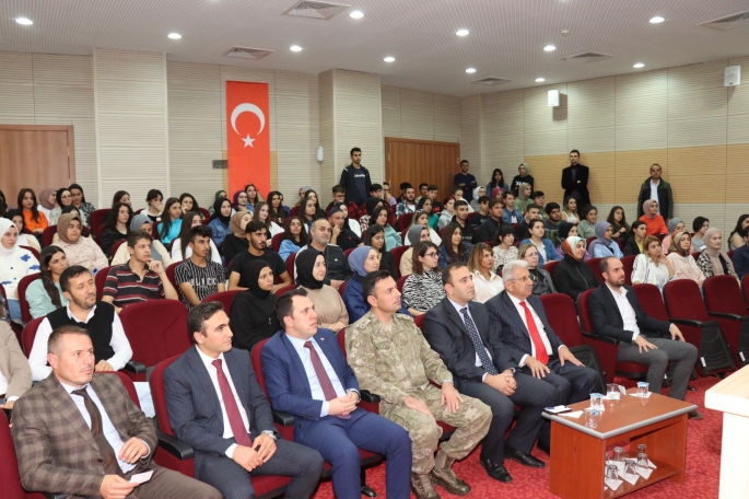 Oltu Beşeri ve Sosyal Bilimler Fakültesi’nde eğitim öğretim başladı