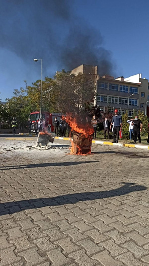 Oltu Devlet Hastanesi’nde yangın tatbikatı