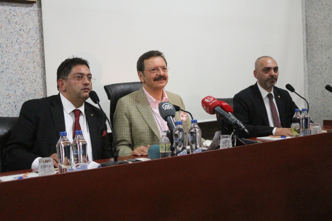 Rifat Hisarcıklıoğlu: “Türkiye Odalar ve Borsalar Birliği Türk tarımına devrim niteliğinde iki önemli proje yaptı”
