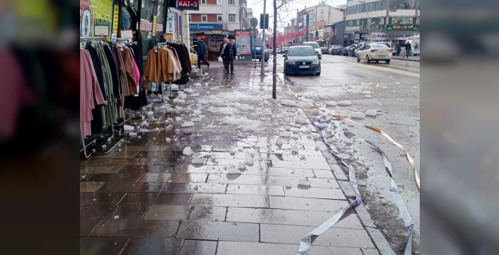 Kar kütleleri tehlike değil adeta dehşet saçıyor
